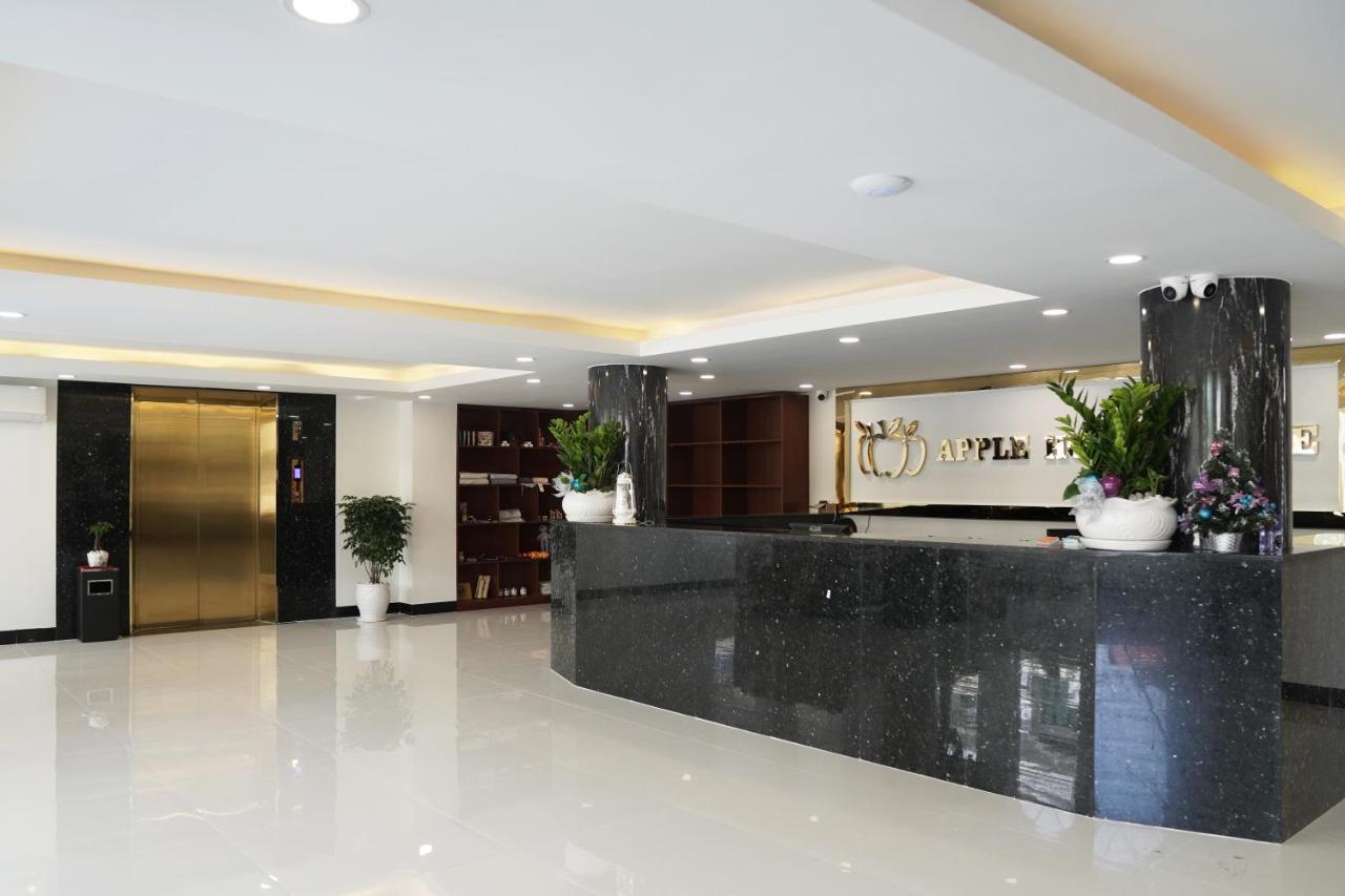 Apple Hotel Three - Near Pnh Airport Phnom Penh Esterno foto