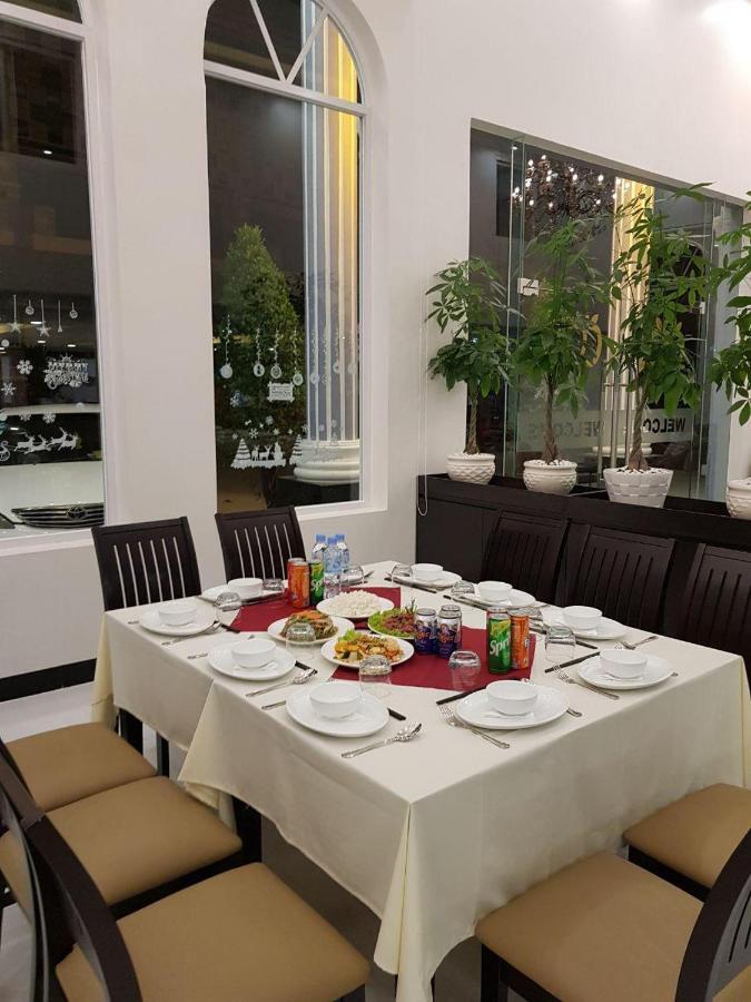 Apple Hotel Three - Near Pnh Airport Phnom Penh Esterno foto